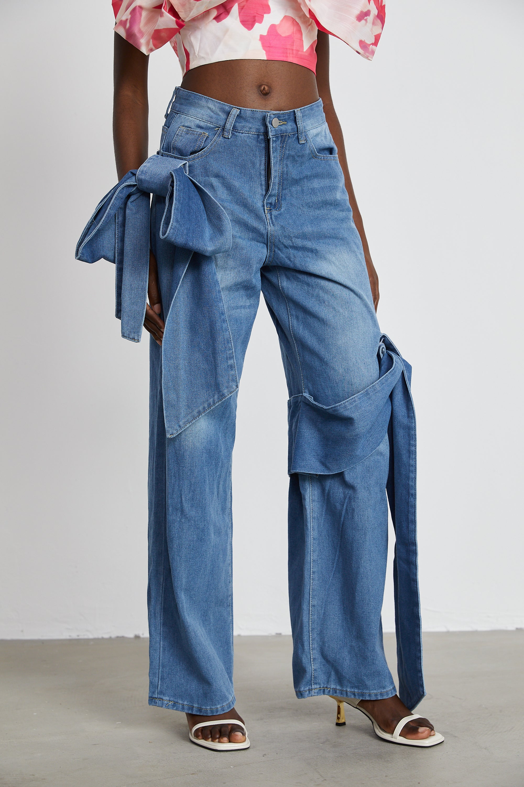 Ysabella bow-detail wide-leg jeans