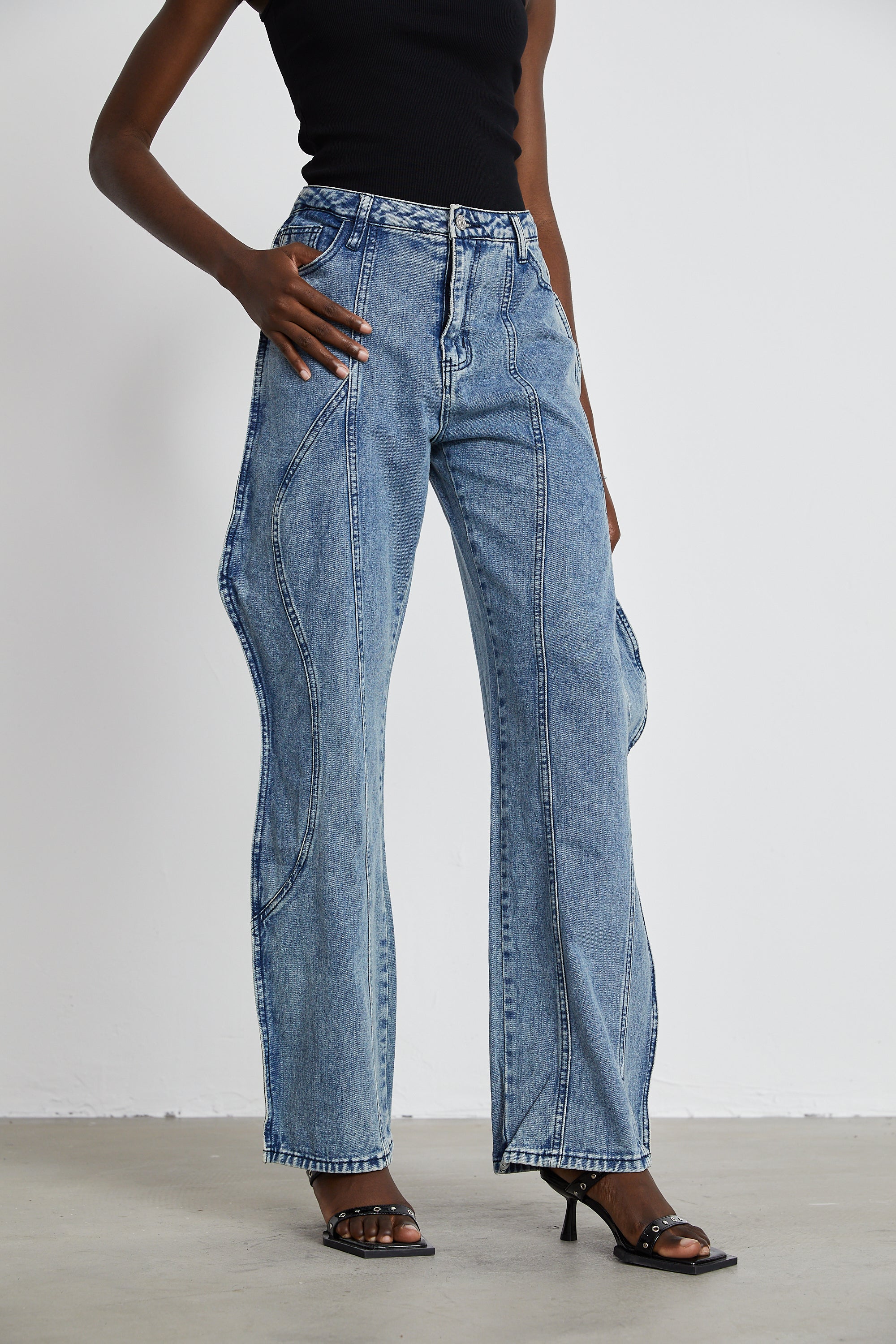 Brigitte asymmetric wide-leg jeans