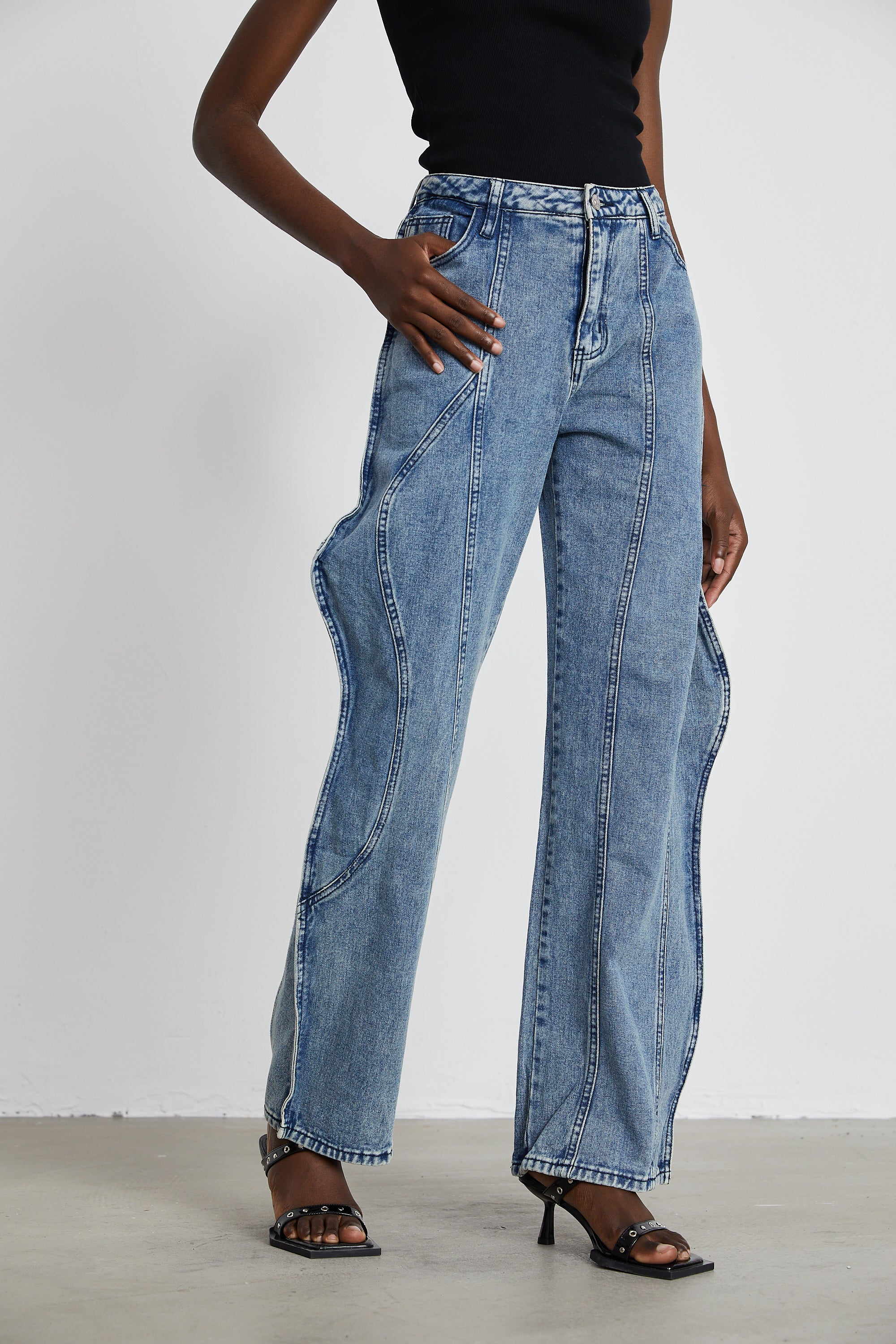 Brigitte asymmetric wide-leg jeans