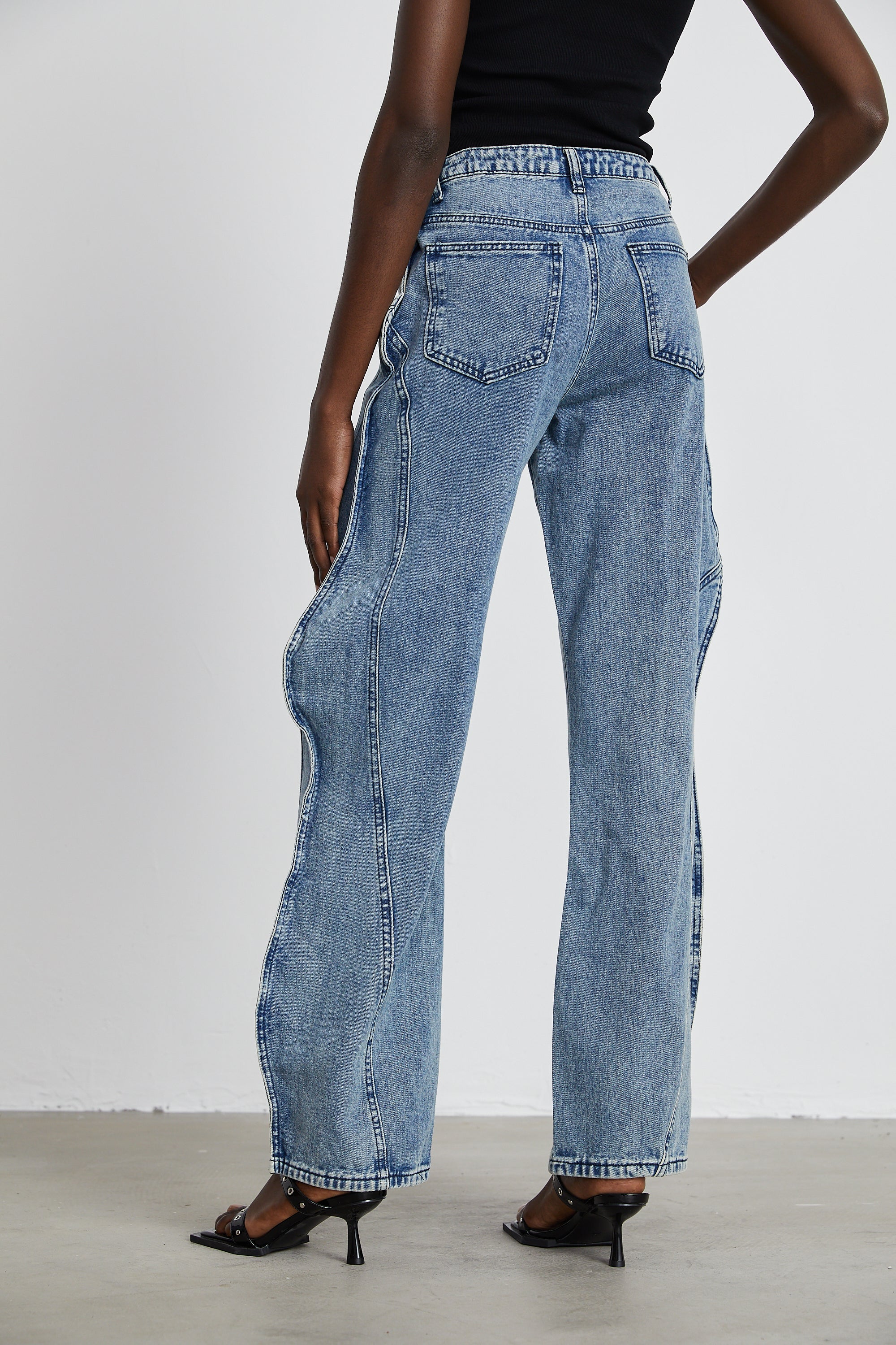 Brigitte asymmetric wide-leg jeans